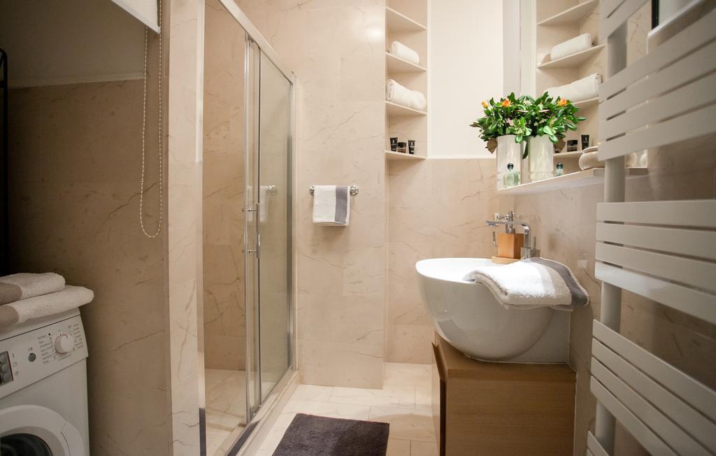 Roko Apartment *